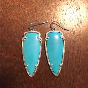 Kendra Scott skylar arrowhead earrings